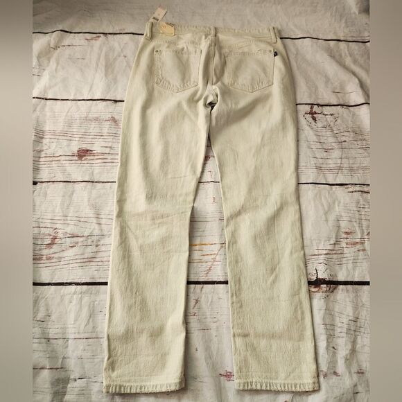 Anthropologie Pilcro Slim Boyfriend Distressed Jeans Size 28 NWT - Picture 4 of 7